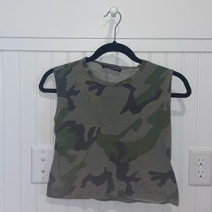 Brandy Melville camo cropped tank